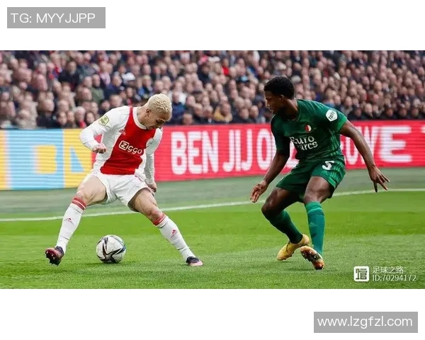 球星炫酷足球花式颠球展现极致技巧与运动激情魅力