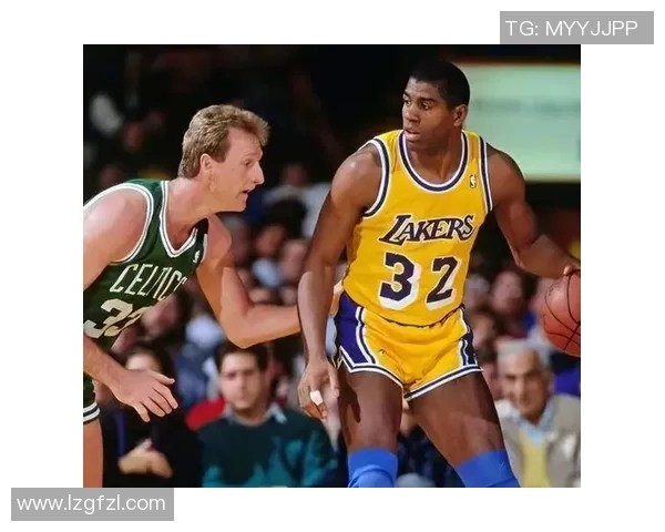 NBA球星与足球球星能力对比分析 谁在各自领域更具统治力 NBA球星与足球球星能力对比分析 谁在各自领域更具统治力